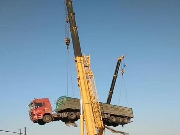 蒙城县吊车出租_吊车出租公司浅谈吊车使用时需留意