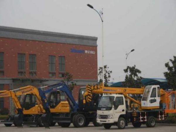 长建瓯市吊车出租电话_吊车出租公司的服务流程